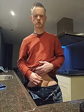 Hectorthyssen1 online show from April 2026 04:36:01 AM