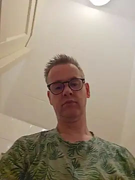 Snapshot of Hectorthyssen1 chatting on July 2026 10:00:01 AM Hectorthyssen1 online show from July 2026 10:00:01 AM