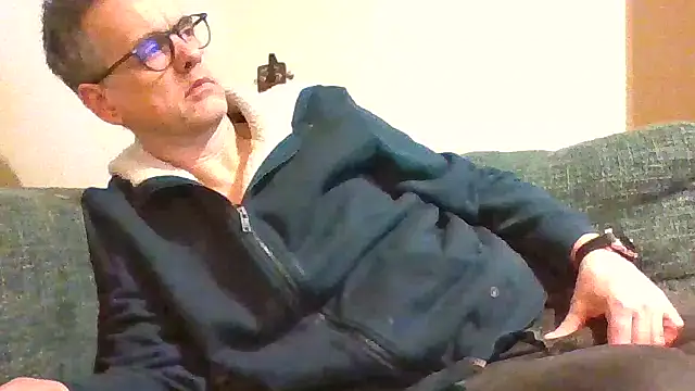 Hectorthyssen1 online show from March 2025 11:35:02 PM