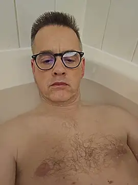 Snapshot of Hectorthyssen1 chatting on January 2026 08:01:01 PM Hectorthyssen1 online show from January 2026 08:01:01 PM