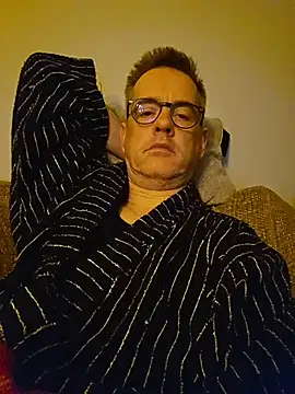 Hectorthyssen1 online show from March 2026 05:33:02 AM