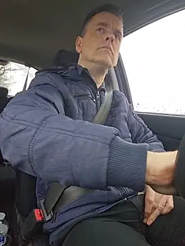 Hectorthyssen1 online show from April 2026 03:19:02 PM