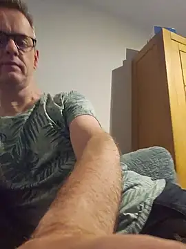 Snapshot of Hectorthyssen1 chatting on July 2026 11:04:02 PM Hectorthyssen1 online show from July 2026 11:04:02 PM