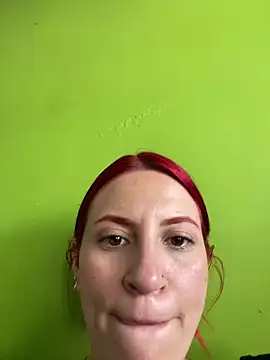 Snapshot of Mia_Hoffmann chatting on December 2024 04:43:01 PM Mia Hoffmann online show from December 2024 04:43:01 PM