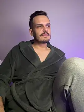 bearded beauty online show from December 2024 03:14:02 AM