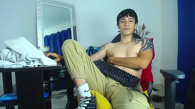 Zacktk7 online show from February 2025 11:28:02 PM