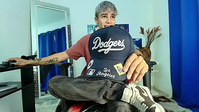 Zacktk7 online show from March 2025 08:29:02 PM