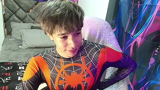 Zacktk7 online show from April 2026 07:17:01 PM