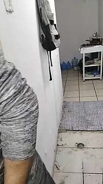 Snapshot of miketripi420 chatting on February 2026 03:25:01 AM miketripi420 online show from February 2026 03:25:01 AM