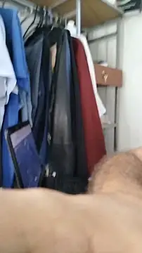 Snapshot of miketripi420 chatting on February 2026 09:25:02 PM miketripi420 online show from February 2026 09:25:02 PM