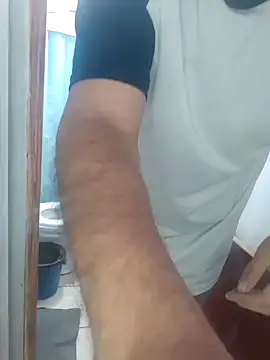 Snapshot of miketripi420 chatting on December 2024 05:43:01 PM miketripi420 online show from December 2024 05:43:01 PM