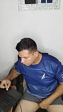 Snapshot of miketripi420 chatting on December 2025 05:35:02 AM miketripi420 online show from December 2025 05:35:02 AM