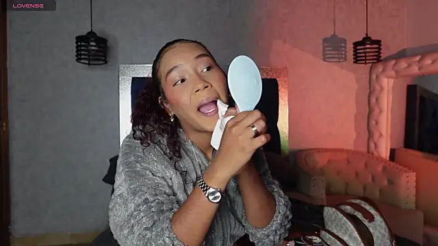 Snapshot of Salome_Williamss chatting on June 2026 01:27:01 PM Salome Williamss online show from June 2026 01:27:01 PM