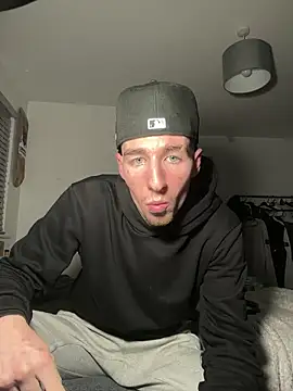 MikesWood21 online show from December 2024 03:06:02 AM