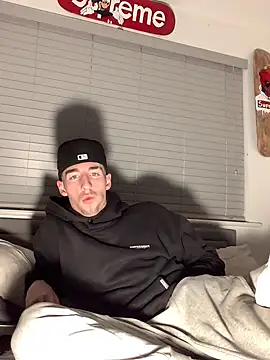 MikesWood21 online show from January 2025 12:15:01 AM