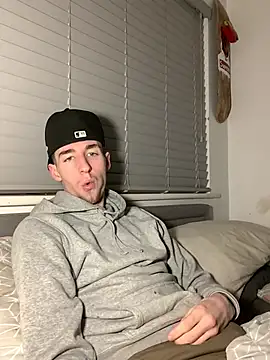 MikesWood21 online show from January 2025 12:28:01 AM