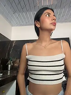 Baby Niels online show from December 2025 05:08:01 PM