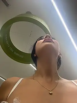 Baby Niels online show from October 2025 03:05:02 AM