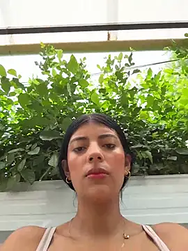 Baby Niels online show from April 2026 03:29:02 PM