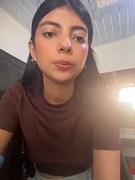 Baby Niels online show from November 2025 01:58:02 PM