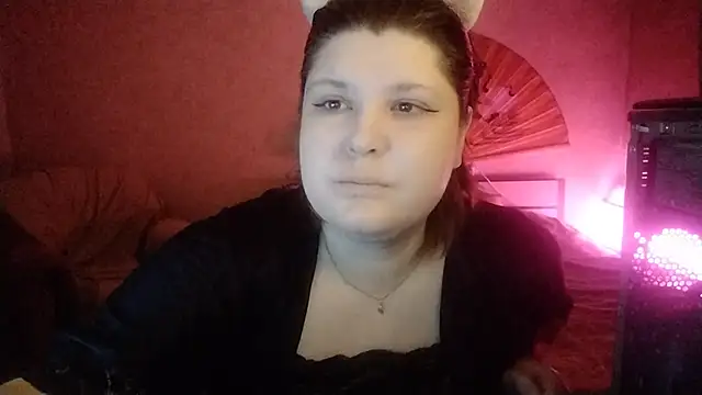 Snapshot of MalloryBartlett chatting on December 2024 11:15:02 AM MalloryBartlett online show from December 2024 11:15:02 AM