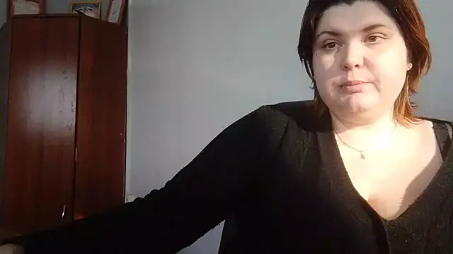 Snapshot of MalloryBartlett chatting on January 2025 04:54:02 AM MalloryBartlett online show from January 2025 04:54:02 AM