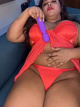 Snapshot of soniyatelugu chatting on December 2024 09:37:01 PM soniyatelugu online show from December 2024 09:37:01 PM