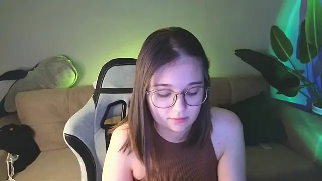 Leela sun online show from March 2025 05:52:02 PM