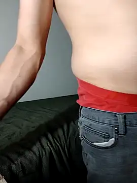 jhonyhot9292 online show from April 2026 06:30:01 AM