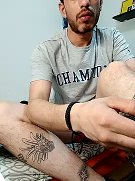 jhonyhot9292 online show from December 2025 05:56:02 AM