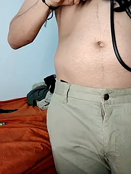 jhonyhot9292 online show from March 2026 02:29:02 PM