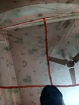 Snapshot of Sexy-Mona2 chatting on November 2025 01:27:02 PM Sexy-Mona2 online show from November 2025 01:27:02 PM