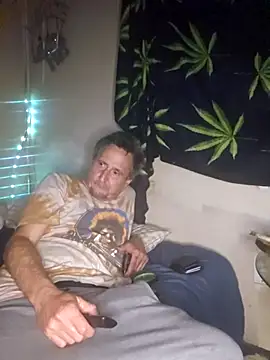 George48 online show from December 2025 05:44:01 AM