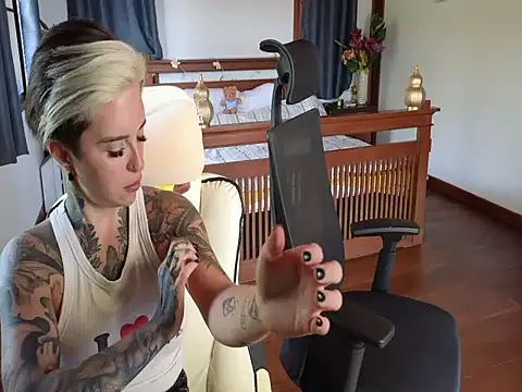 Alexandersonxo online show from March 2026 06:35:01 AM