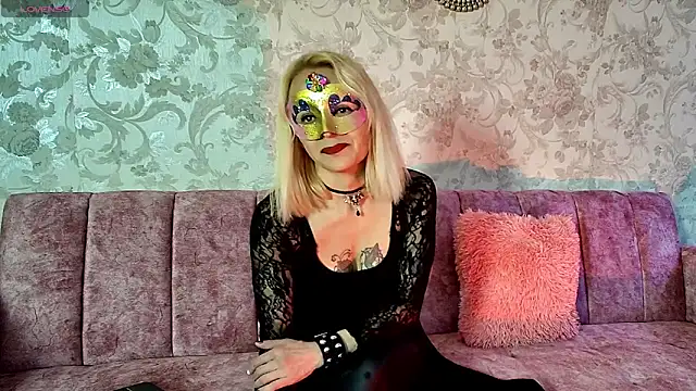 JezabelBlack777 online show from January 2025 01:17:01 PM