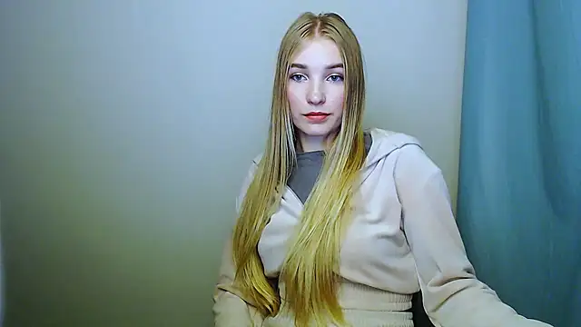 Queen ofLove online show from November 2025 11:38:02 PM