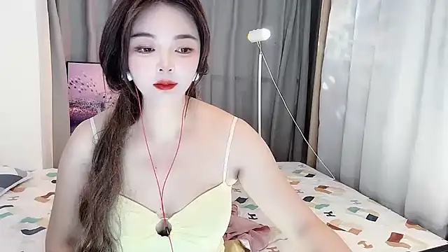 Snapshot of Mia-88-66 chatting on December 2024 12:12:01 AM Mia-88-66 online show from December 2024 12:12:01 AM