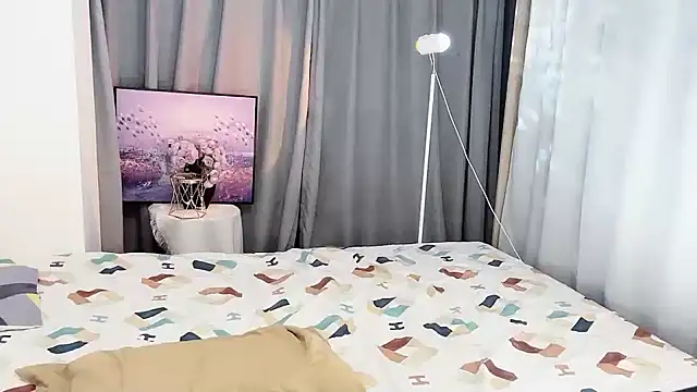 Snapshot of Mia-88-66 chatting on December 2024 03:36:01 PM Mia-88-66 online show from December 2024 03:36:01 PM