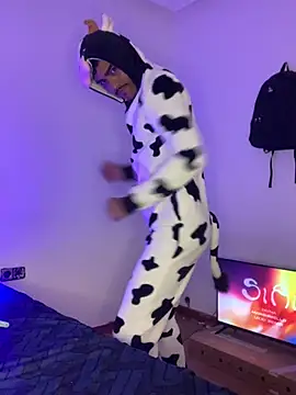 Ryan-hot online show from January 2025 06:04:01 PM