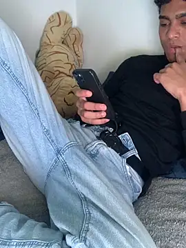 Ryan-hot online show from October 2025 12:09:02 AM