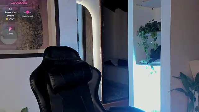 Snapshot of CherryyBrrr1 chatting on December 2025 02:10:02 AM CherryyBrrr1 online show from December 2025 02:10:02 AM