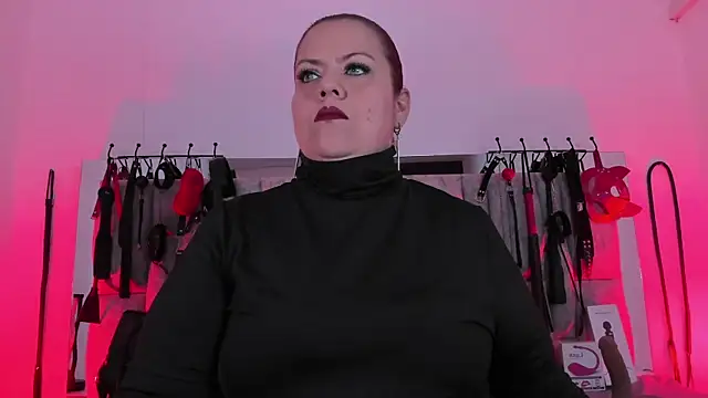 vanessa moka online show from May 2026 12:23:02 PM