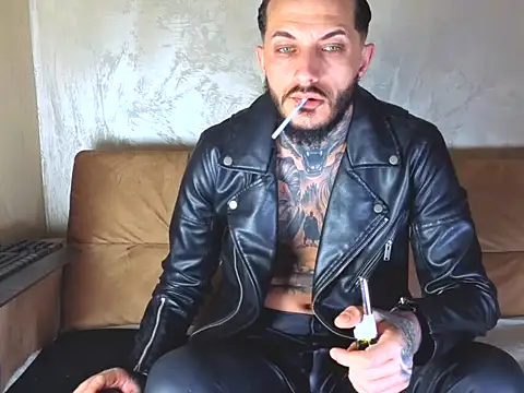 MentoXXL online show from April 2026 12:23:01 PM