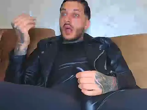 MentoXXL online show from November 2025 05:30:02 PM