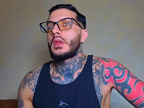 MentoXXL online show from March 2026 03:59:01 PM