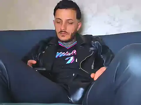 MentoXXL online show from November 2025 04:44:02 PM