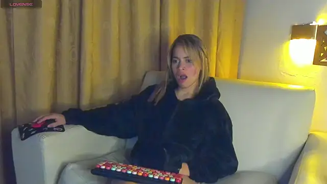 cami latinsex online show from December 2024 08:48:01 AM