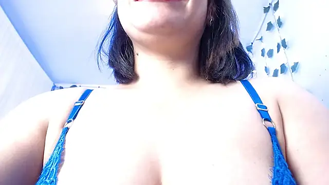 Snapshot of daphne_29 chatting on December 2024 04:58:01 PM daphne 29 online show from December 2024 04:58:01 PM