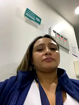 Keittly  online show from November 2025 08:46:02 PM