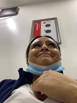 Keittly  online show from December 2025 02:54:02 AM